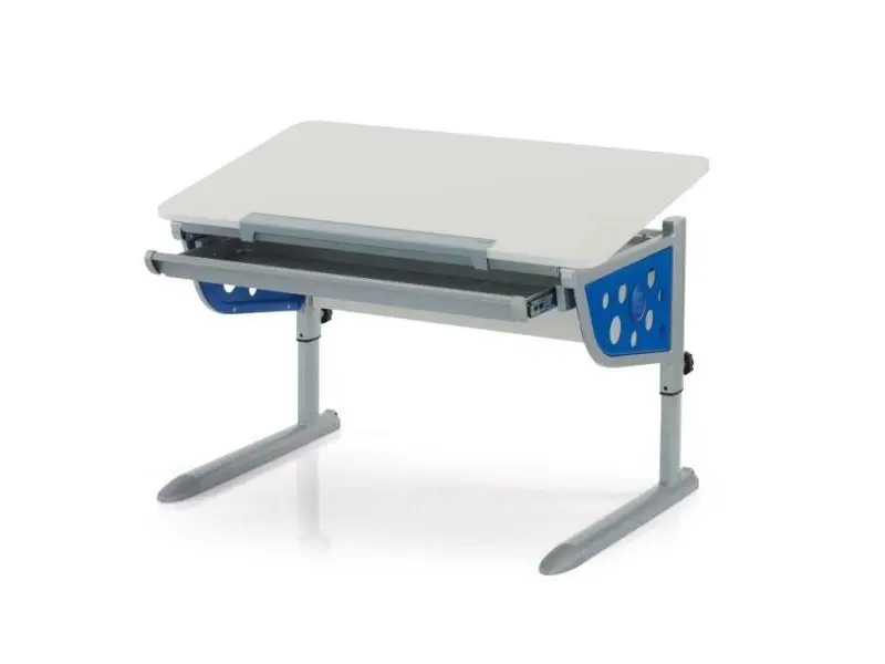 Современный письменный стол для школьника — надёжное подспорье в учёбе