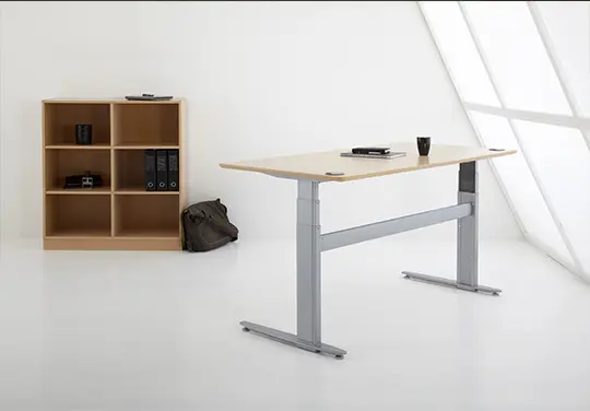 Современные офисные столы