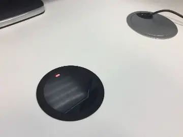 Встраиваемая беспроводная зарядка Qi Планета Меркурий 2 с индикатором