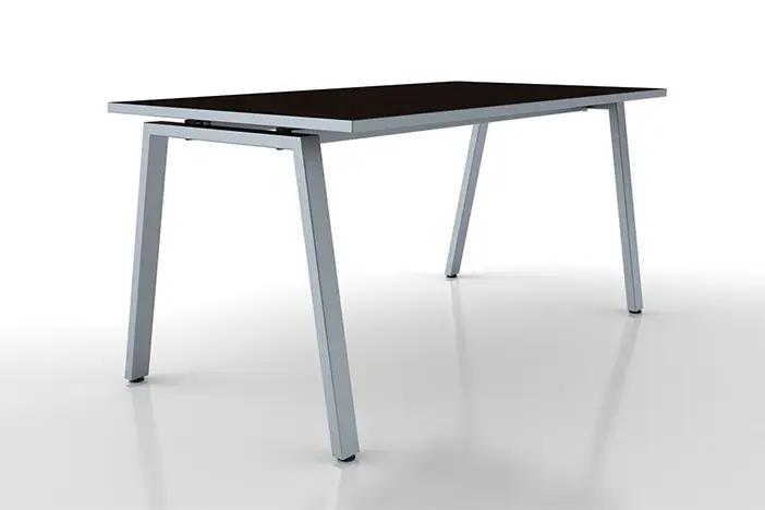 Удобные, функциональные, стильные столы для офиса и дома 3.jpg