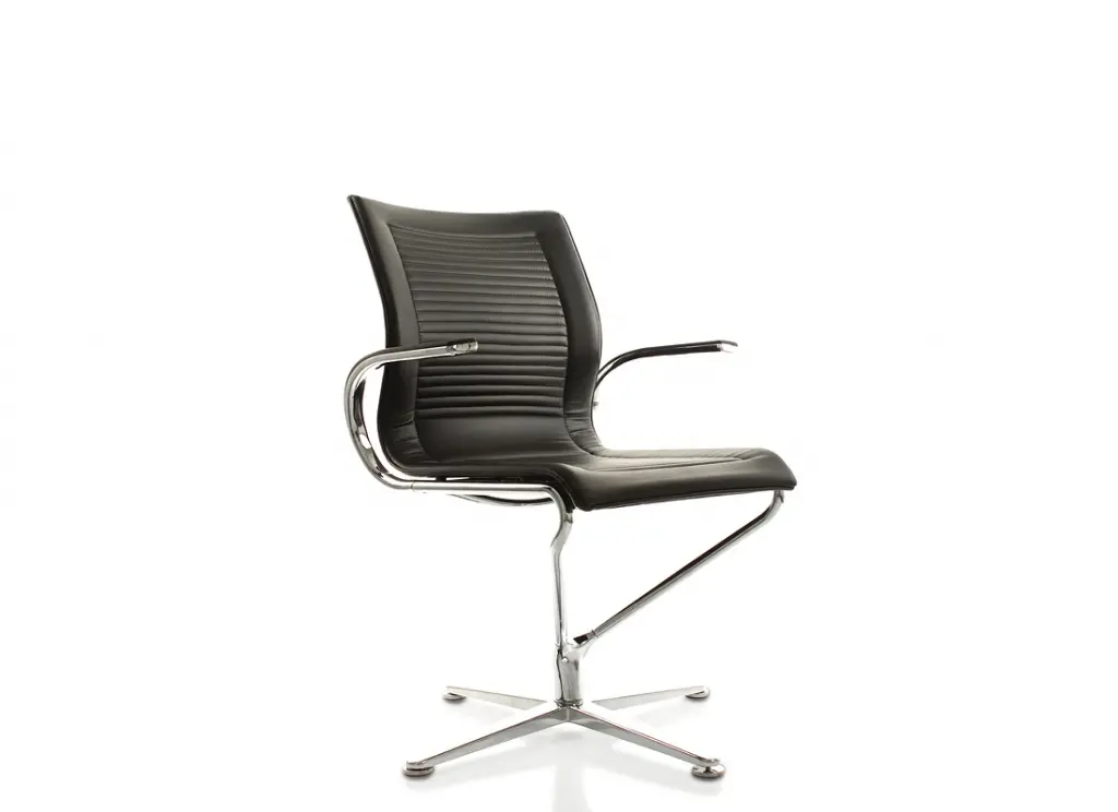 Офисный стул без колесиков 2.jpg