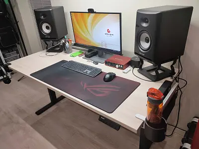 Стол Ergostol Optima 3.0
(Столешница прямоугольная 157*80 см, Акация лэйкленд светлая H1277, ЛДСП 25 мм / Optima 3.0 (AR20Z-SH02), Рама регулируемая Optima 3.0 (AR20Z-S), Черный