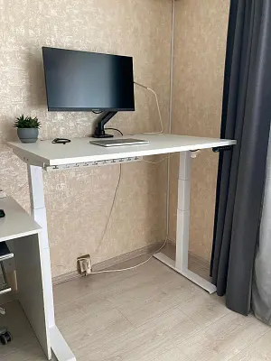 Стол Ergostol Terra 2.0
Столешница прямоугольная 120*80 см, Белый шагрень W1000, ЛДСП 25 мм / Terra 2.0 (IS30), Рама регулируемая Terra 2.0 (IS30), Белый