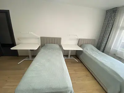 Столы Ergostol One 2.0
Столешница прямоугольная 4R=70мм 90*70 см, Белый шагрень W1000, ЛДСП 25 мм / One 2.0 (WTT), Рама регулируемая One TT 2.0 (WTT), Белый