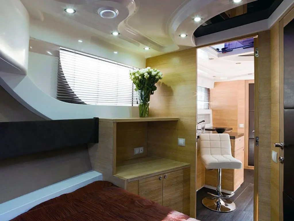 Высокие барные стулья 4.jpg Высокие барные стулья 4.jpg