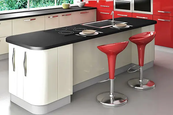 Высокие барные стулья.jpg Высокие барные стулья.jpg